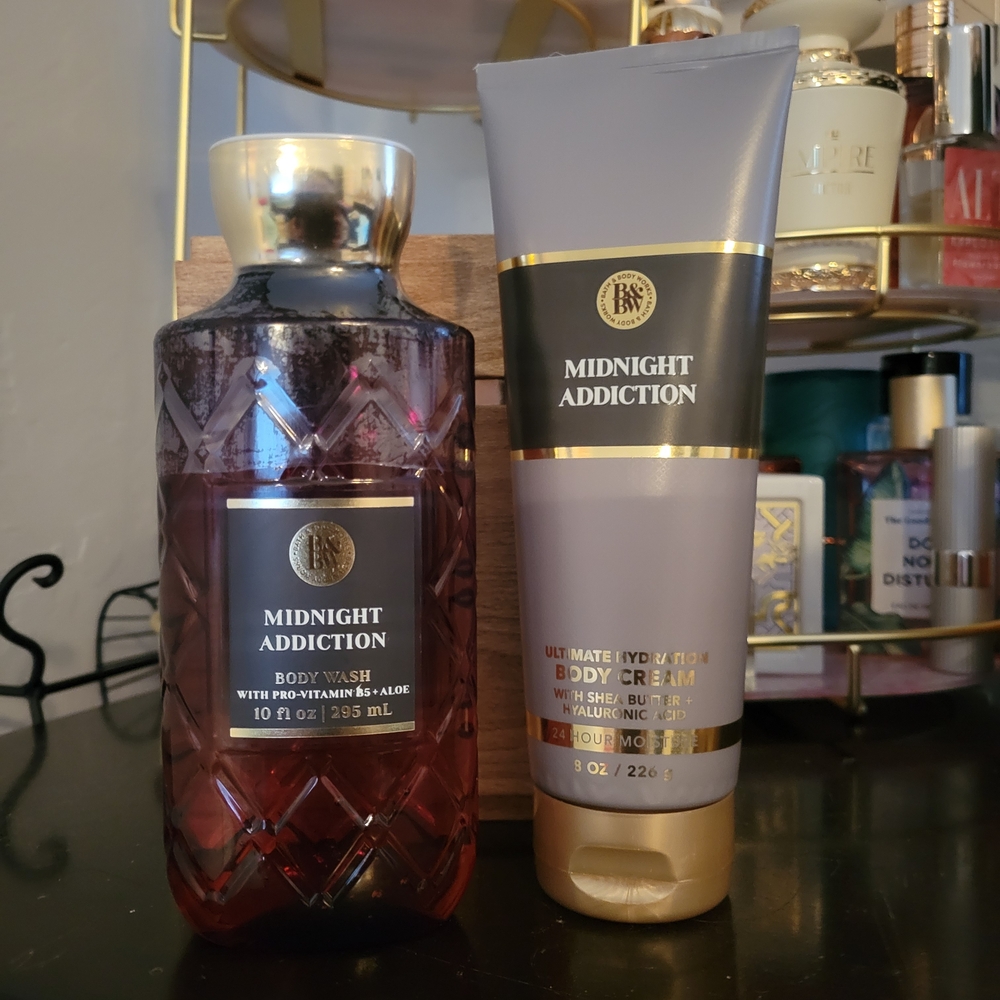 Bath & Body Works Midnight Addiction Plum & Gold Body Wash and Cream Duo